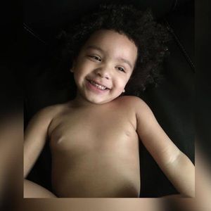 Meet your Posher, Yarline